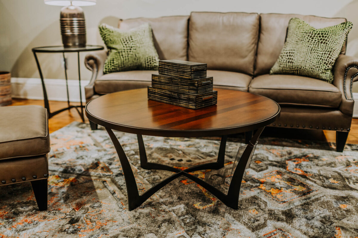Charleston Forge Lotus 36" Round Cocktail Table