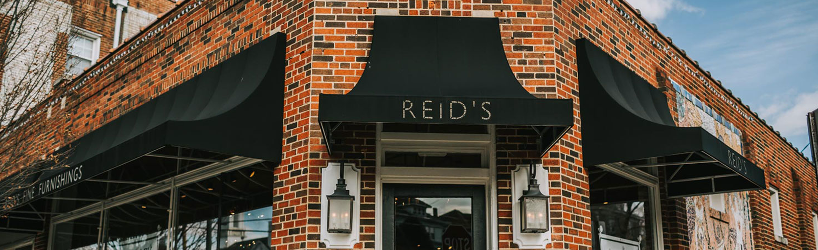 Reid's Fine Furnishings' Roanoke Showroom Storefront