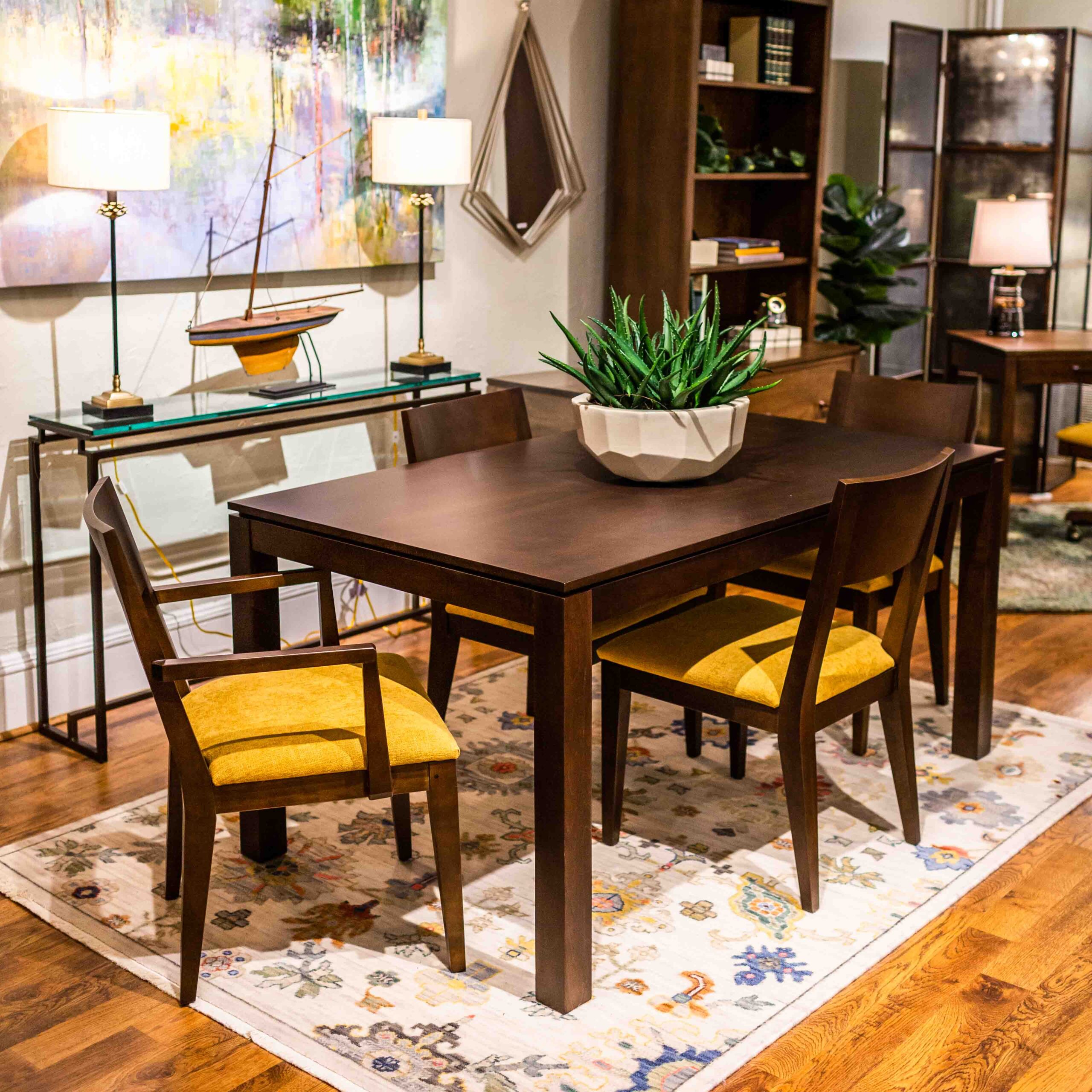 SK Dwyer dining set