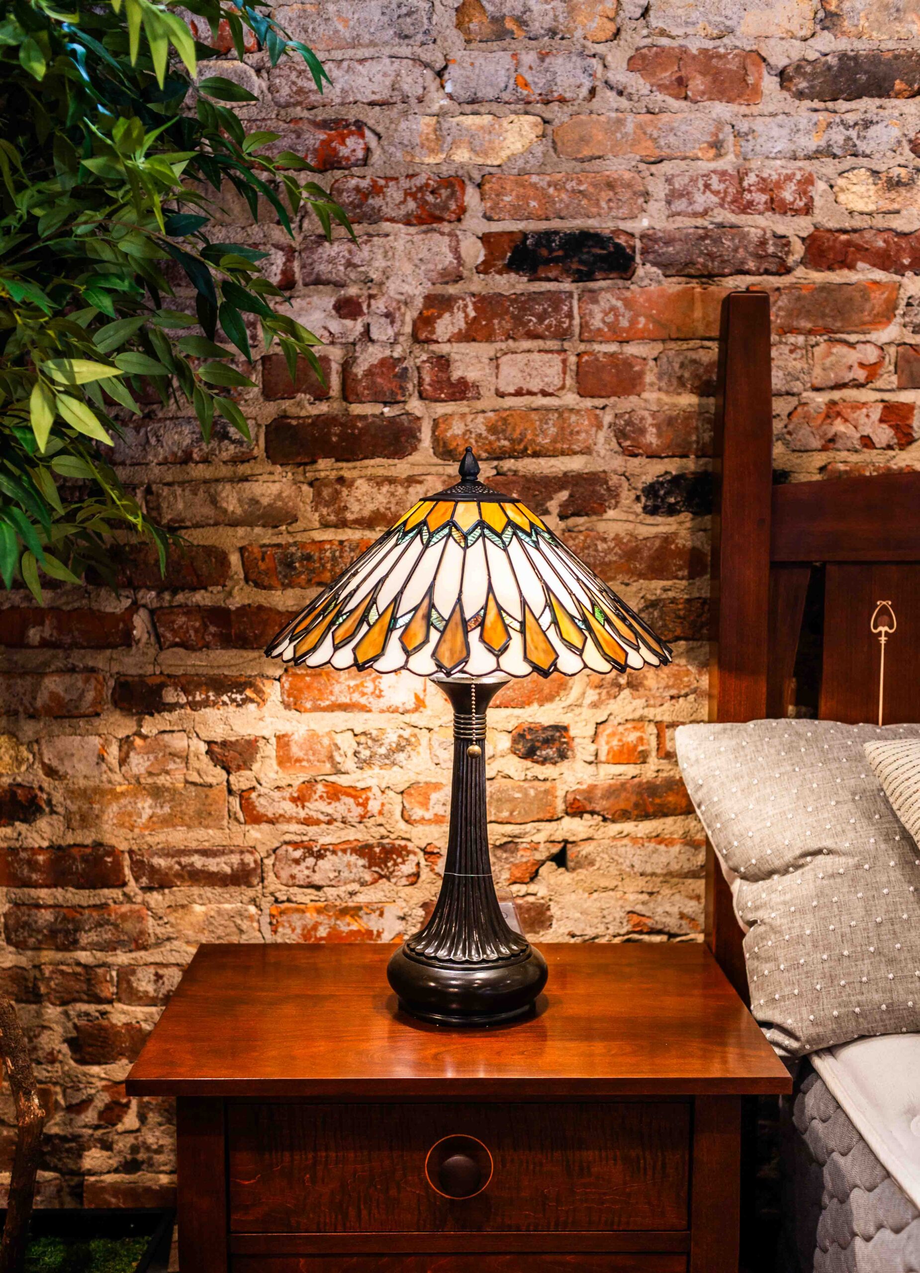 Stained glass lamp