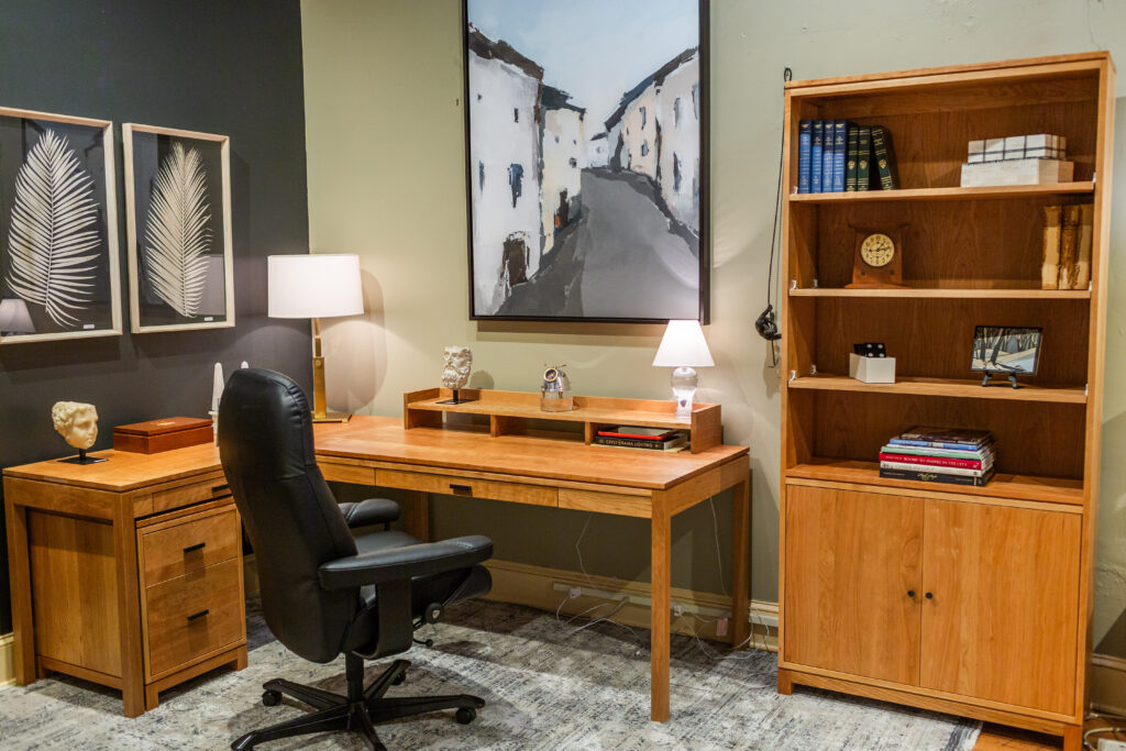 How to Select the Perfect Desk for Your Home Office